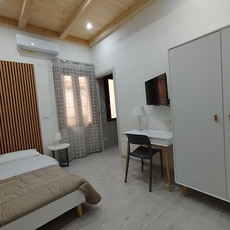 Il Cortile Fiorito Apartment Trapani Bagian luar foto