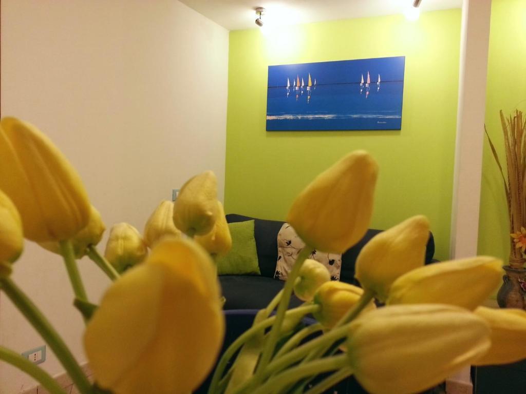 Il Cortile Fiorito Apartment Trapani Bagian luar foto