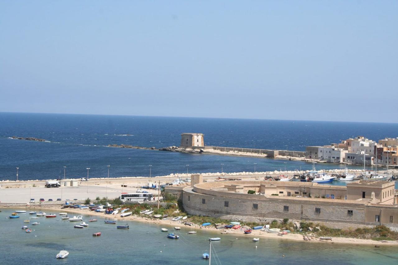 Il Cortile Fiorito Apartment Trapani Bagian luar foto